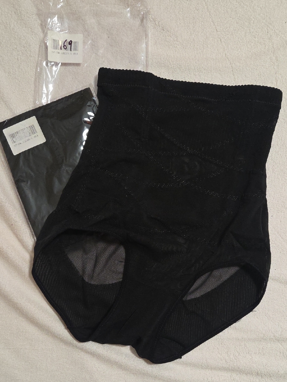 High-Waist Shaping Briefs in Black X2 Lg